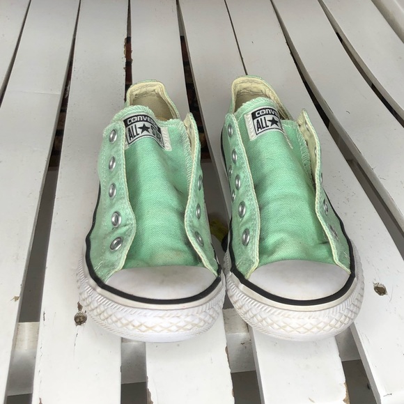 1Y Mint Green Converse Chuck Taylor Sneakers - Picture 3 of 9